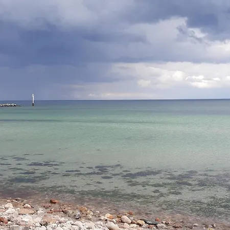 Ferienhaus In An Der Ostsee Für Bis Zu 8 Personen *